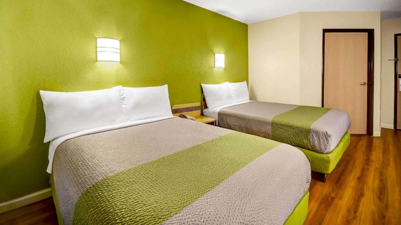 Lakeside Inn Lake Havasu City Exterior photo